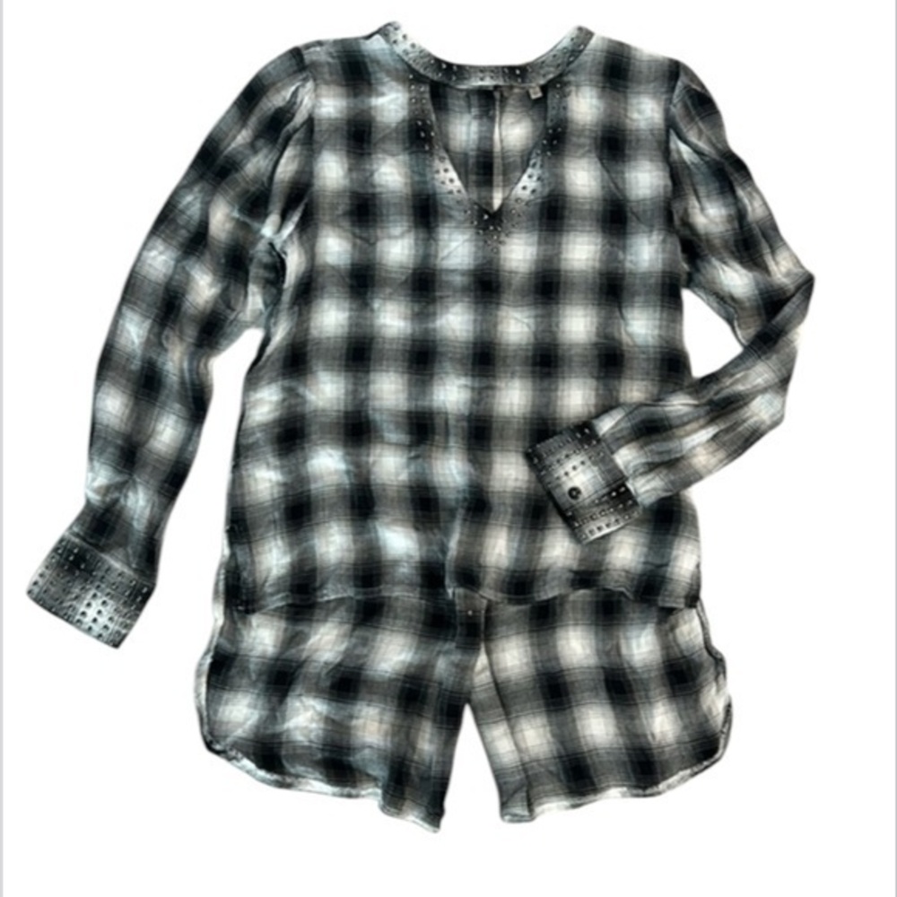 Miss Me plaid flannel shirt studded size small long sleeve